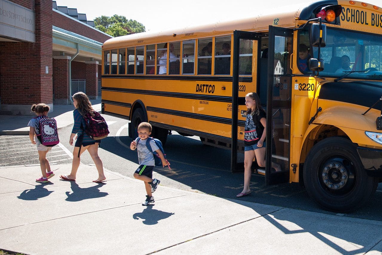 To Work: Dattco Expands School Bus Service In Rhode Island - Drivers 