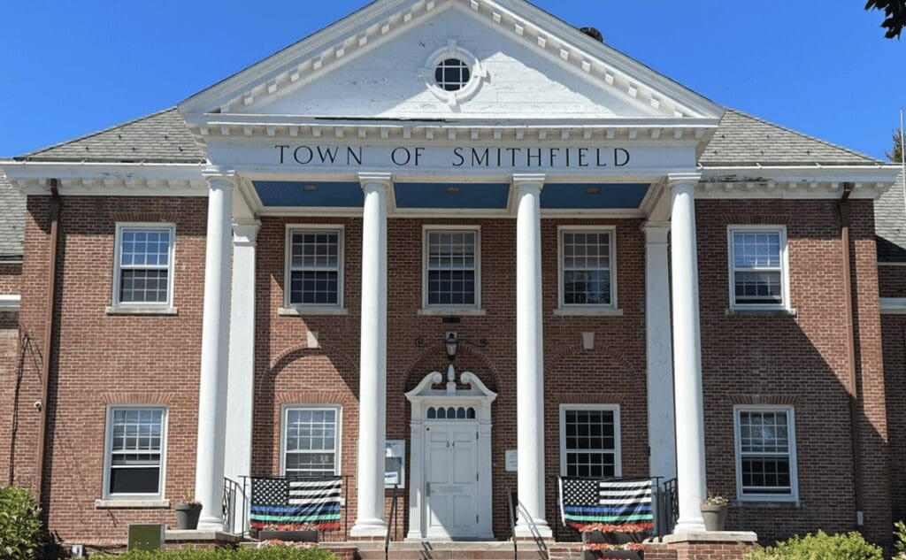 Town of smithfield town hall.