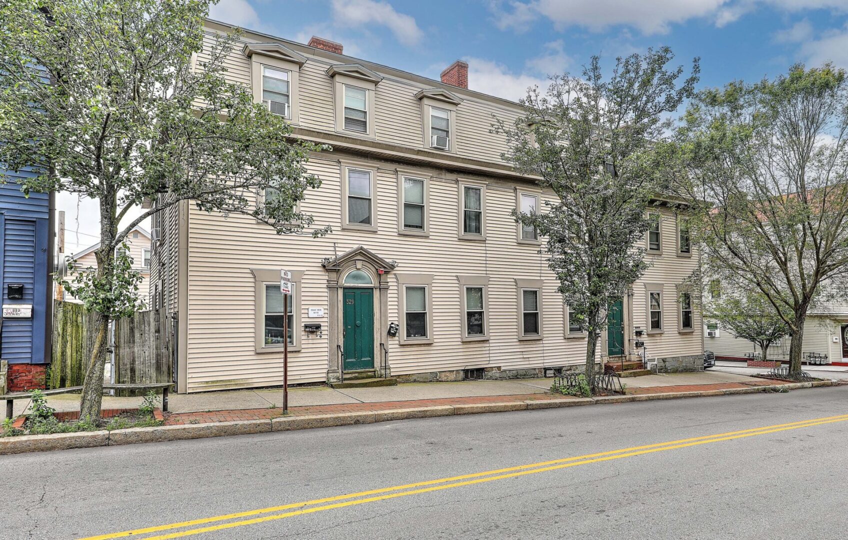 323 329 Wickenden[3]