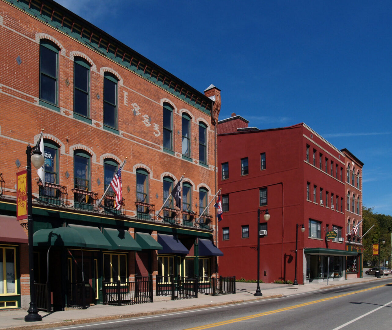 Downtown Woonsocket Historic District. Photo by Marcbela/Wikimedia Commons, public domain.
