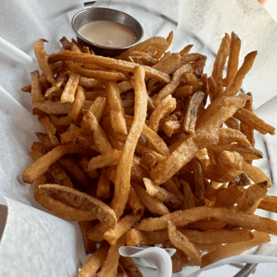 Recipe: A plate of french fries with a flavorful dipping sauce.
